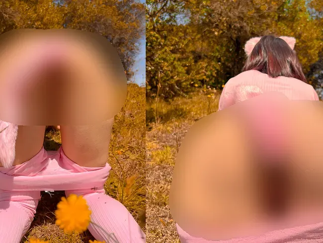 Perverses, devotes Mädchen fickt sich im Wald in den Arsch