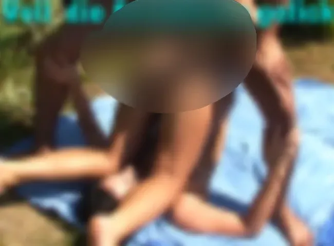 Voll die Arschfotze gefickt