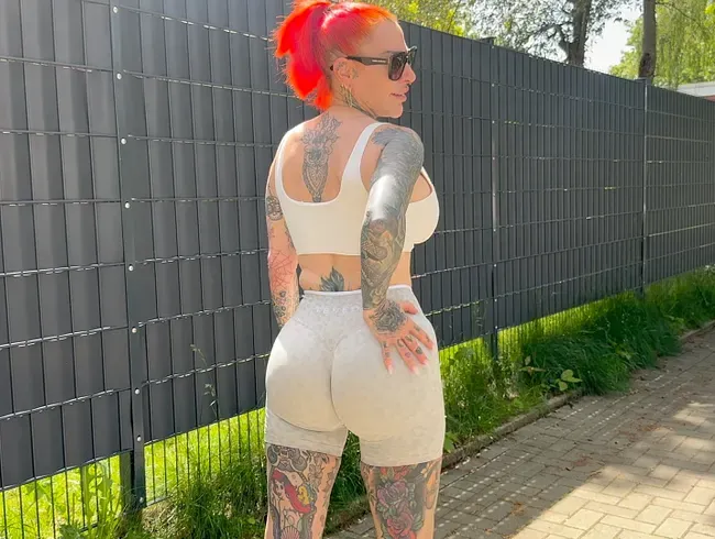 Frecher Jungstecher 18 steckt ihn blank in den Arsch! Bei seiner Freundin darf er nicht... - Cat-Coxx Anal Video