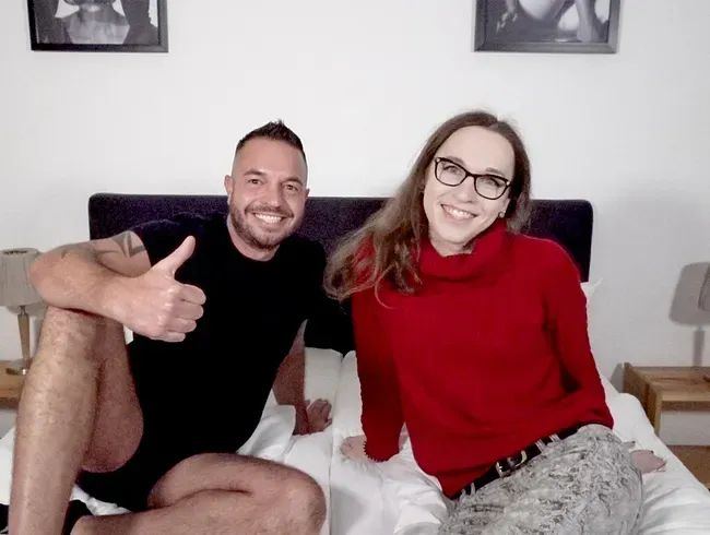 TRANSGIRL Emily zum ersten mal ohne Kondom in den Arsch gefickt