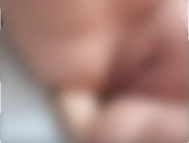 erst auf dildo gepinkelt und dann in mein arsch