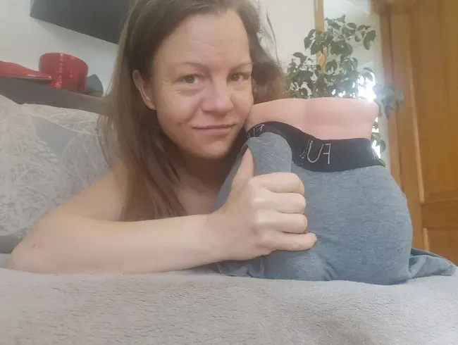 Lust auf ein anales Spiel bei dir?