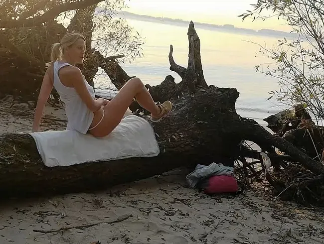 WTF!! Dreister Spanner....erst geglotz....dann gefickt!!