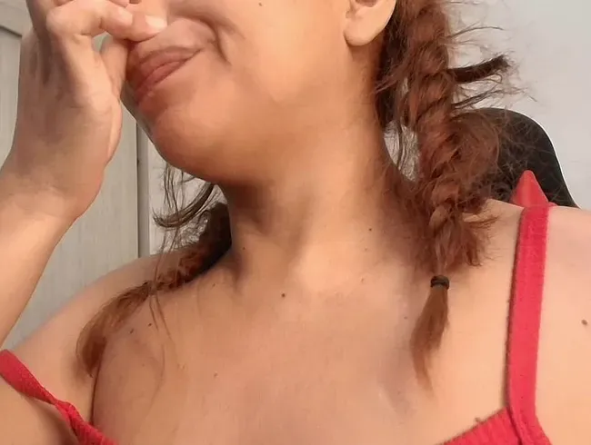 Meine erste anale Penetration vor der Kamera, - milfMia Anal Video