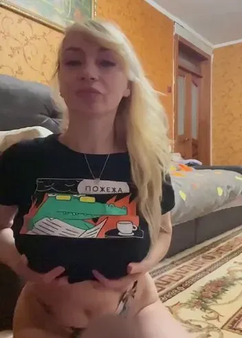 Bei dem wetter laufe ich immer zuhause Nackt