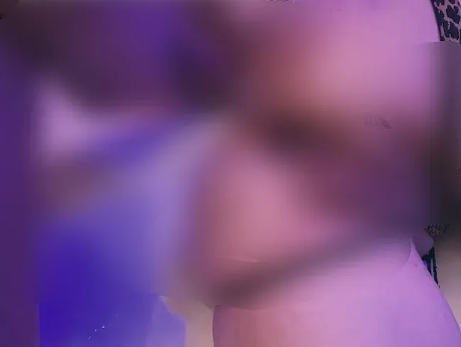 Arschloch aufgefickt und vollgewichst