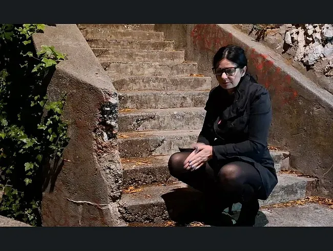 Heiße Milf leckt meinen Arsch im Freien in der Öffentlichkeit, RIMMJOB